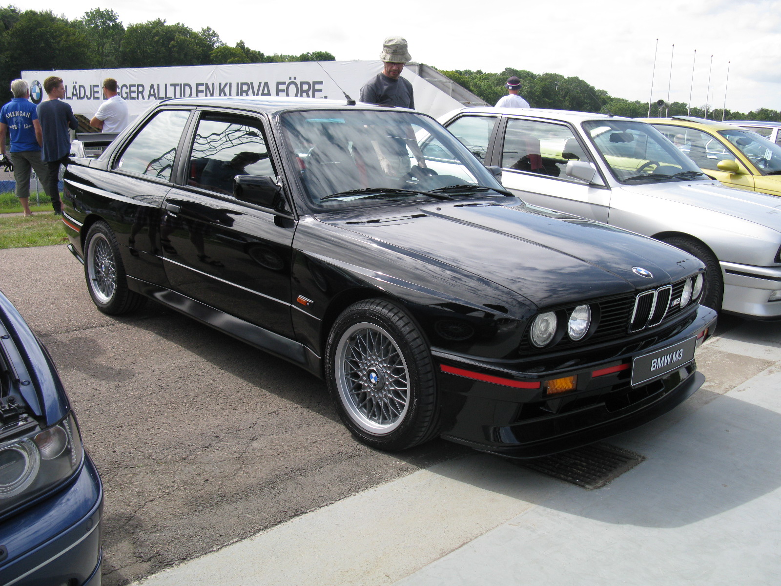 Black BMW M3 Sport Evolution (E30)