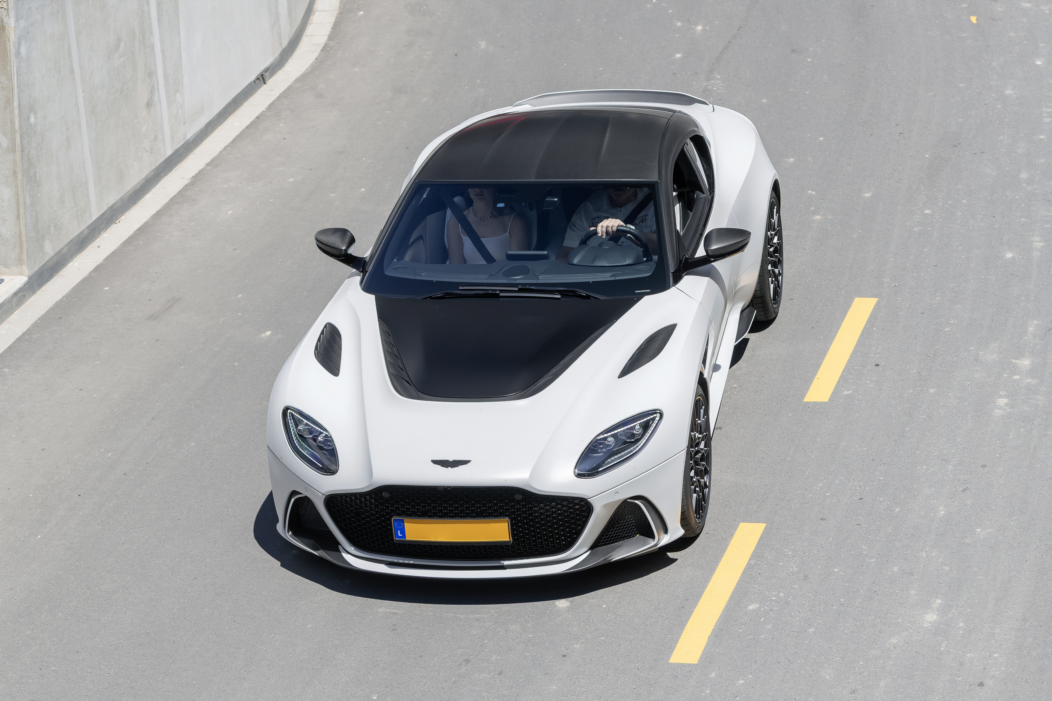 Aston Martin DBS 770 Ultimate Coupé