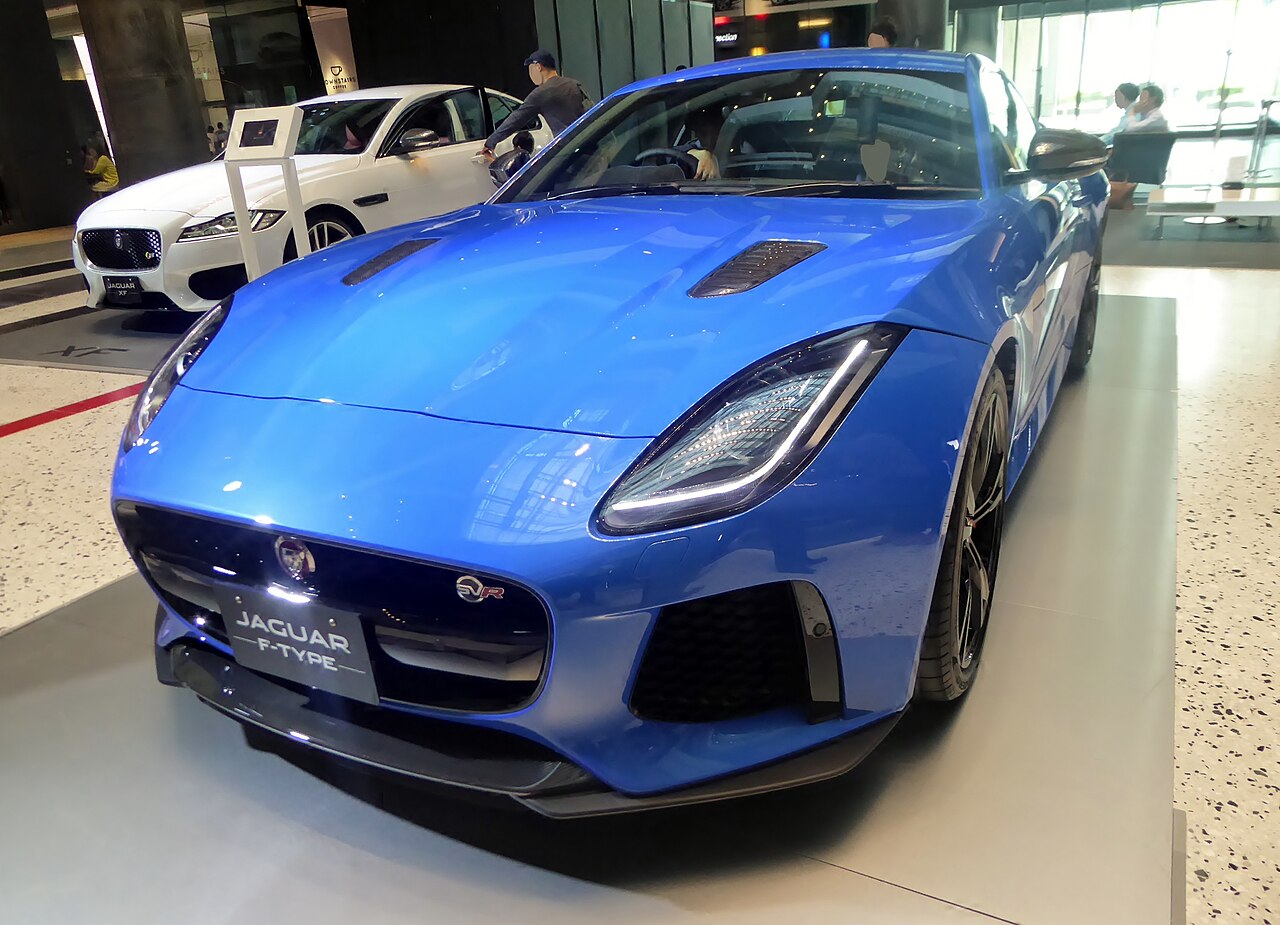 Jaguar F-TYPE SVR Coupe