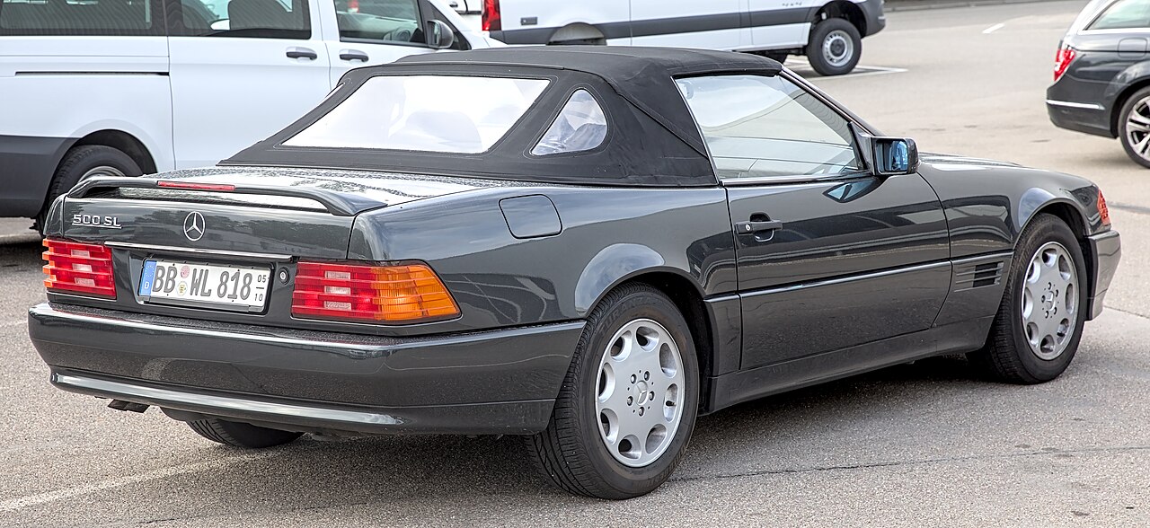 Mercedes-Benz R129 SL roadster