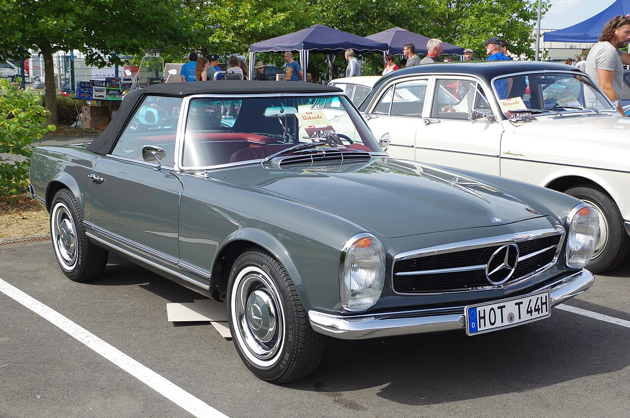 Mercedes-Benz 230 SL W113 Pagoda