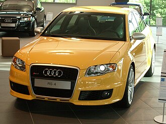 Audi RS 4 B7 saloon
