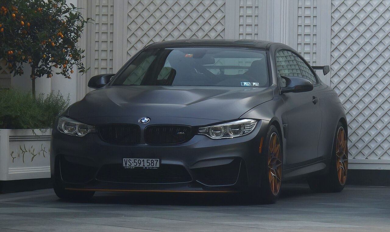 BMW M4 GTS photograph