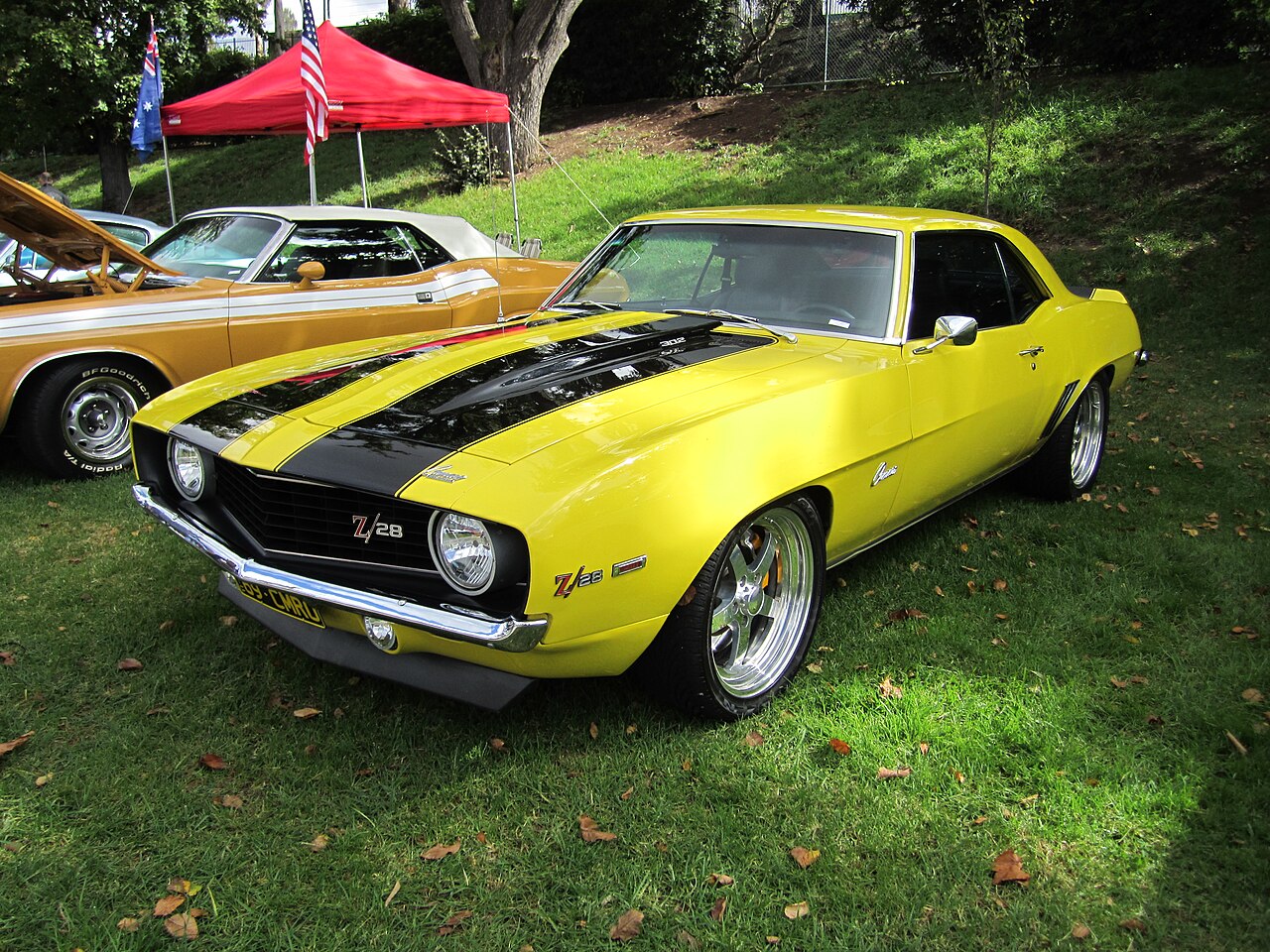 Chevrolet Camaro Z/28 photograph
