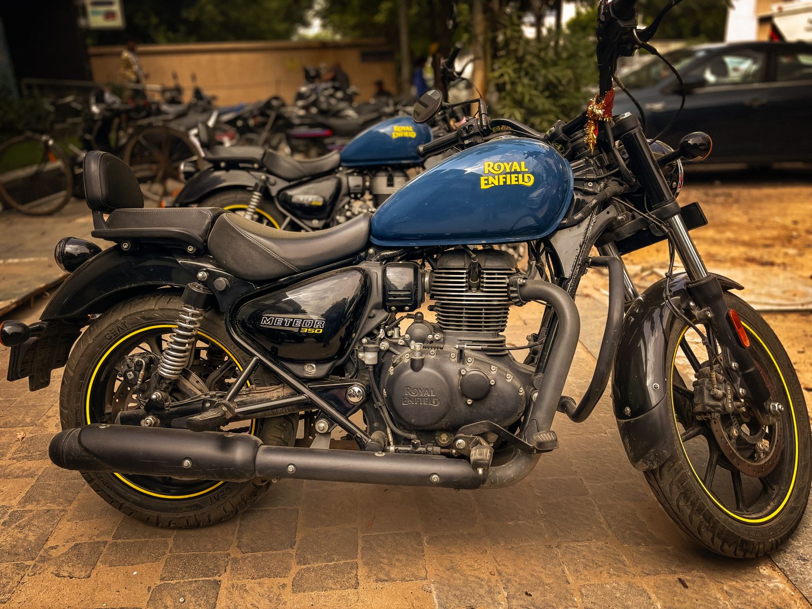 Cruiser Royal Enfield Meteor 350 azul