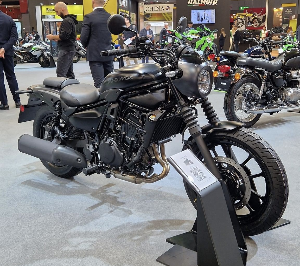 Kawasaki Eliminator ABS photograph