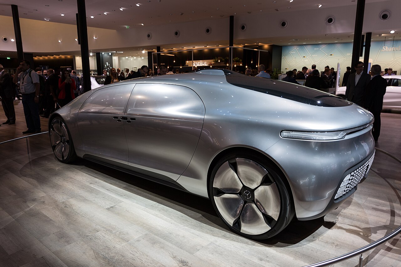Mercedes-Benz F 015 Luxury in Motion photograph