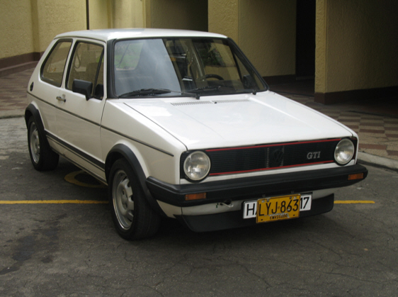 Volkswagen Golf GTI Mk1 photograph