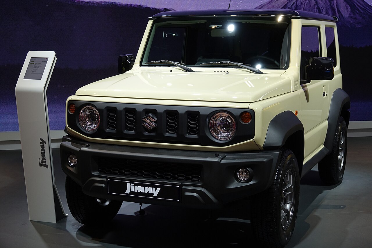 Suzuki Jimny three-door photograph