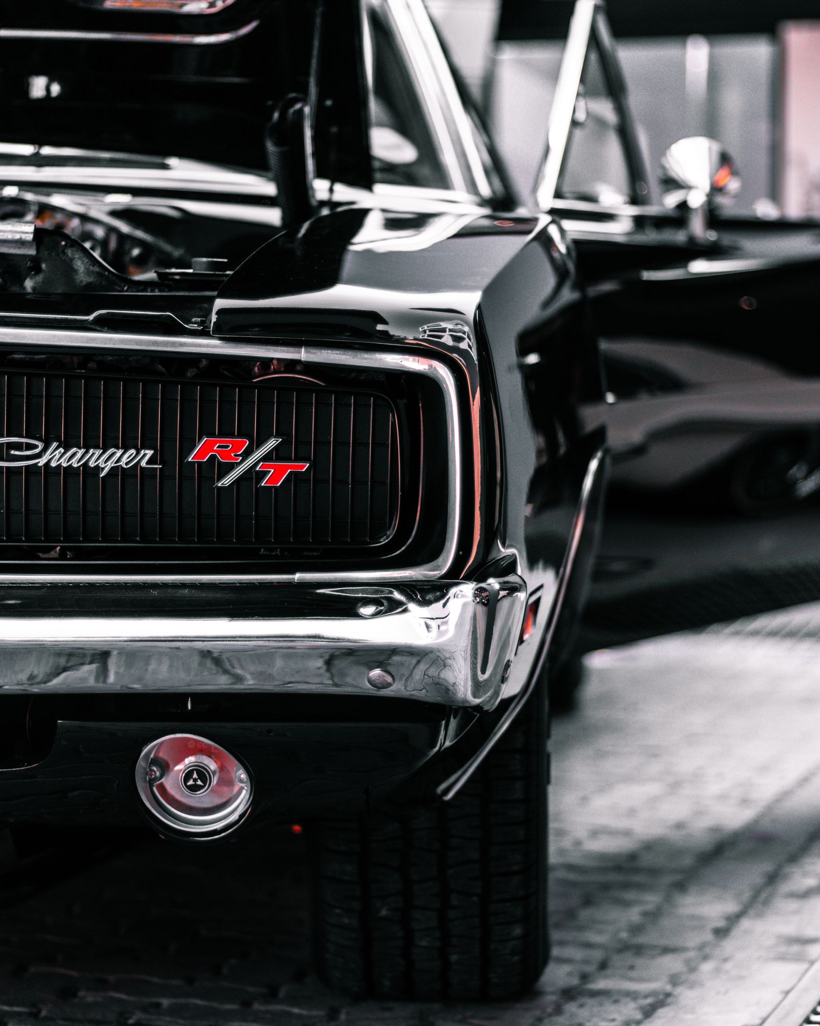 Classic Dodge Charger R/T grille and badge