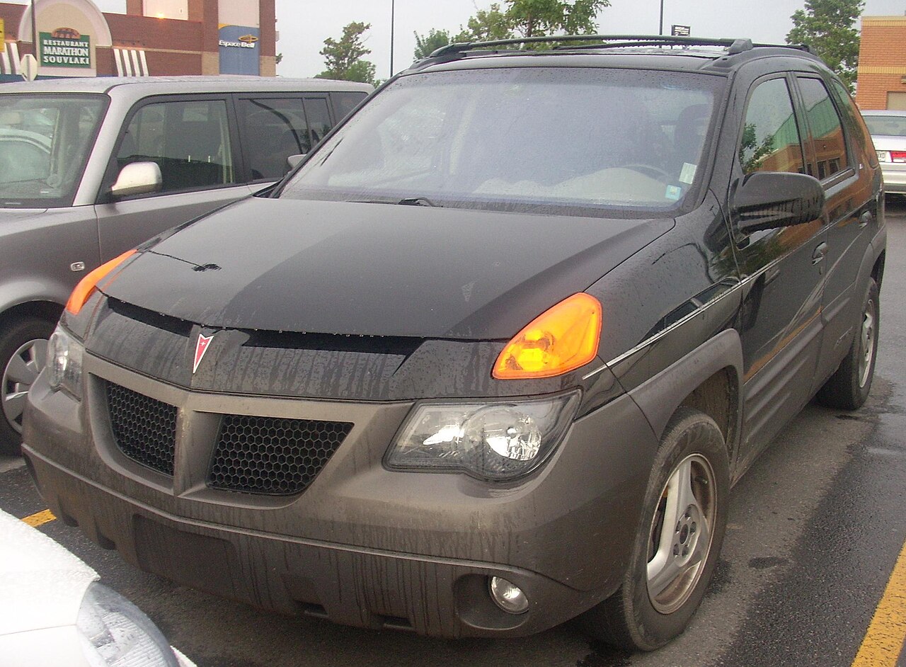 Pontiac Aztek photograph