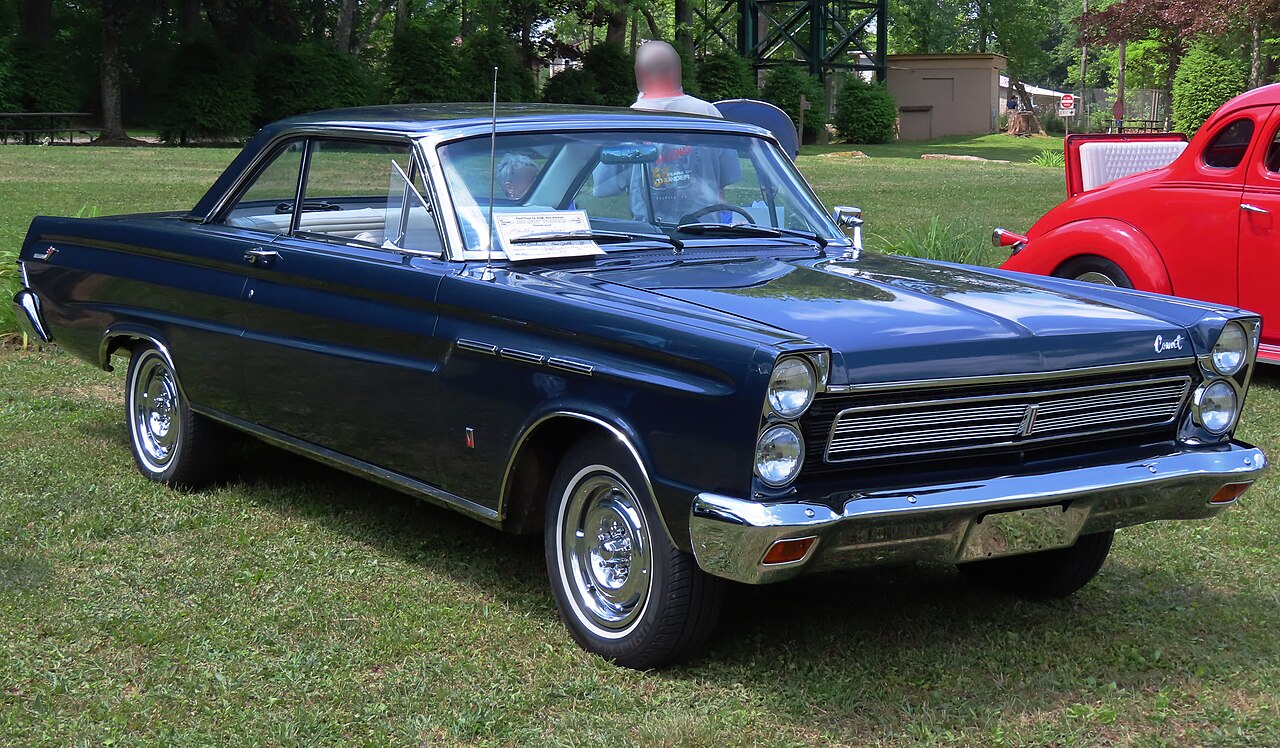 Mercury Comet Cyclone photograph