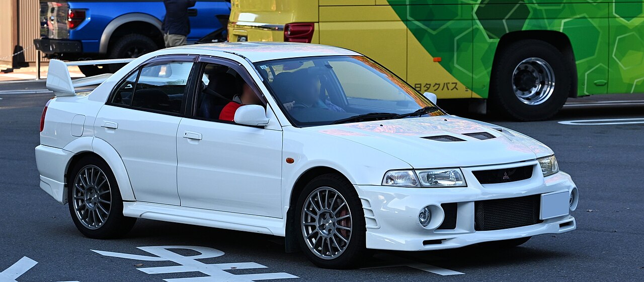 Mitsubishi Lancer Evolution VI photograph