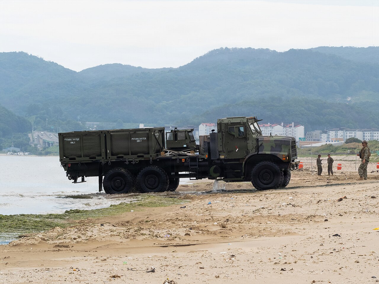Oshkosh MTVR photograph