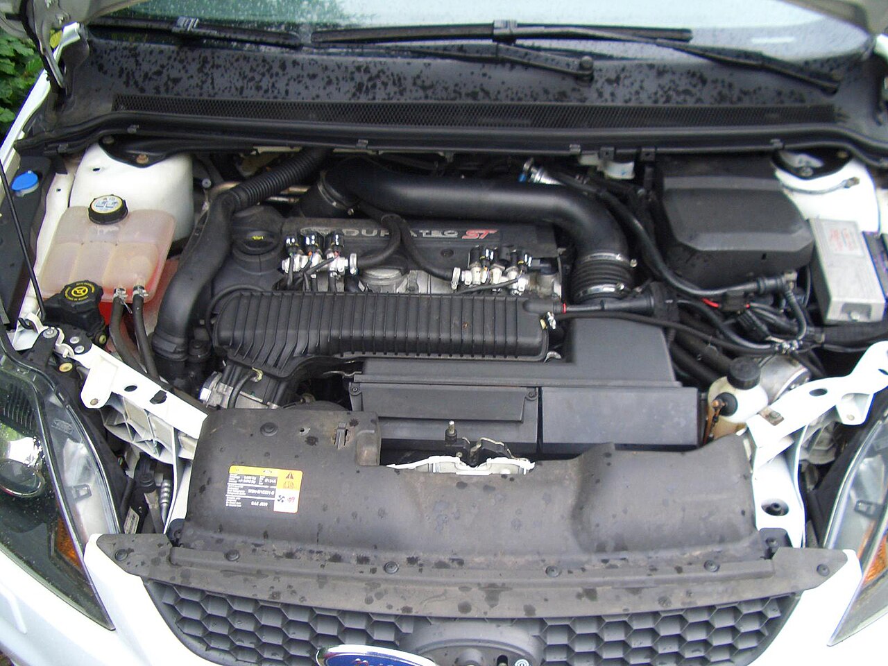 Ford Duratec 25 2.5 V6 photograph