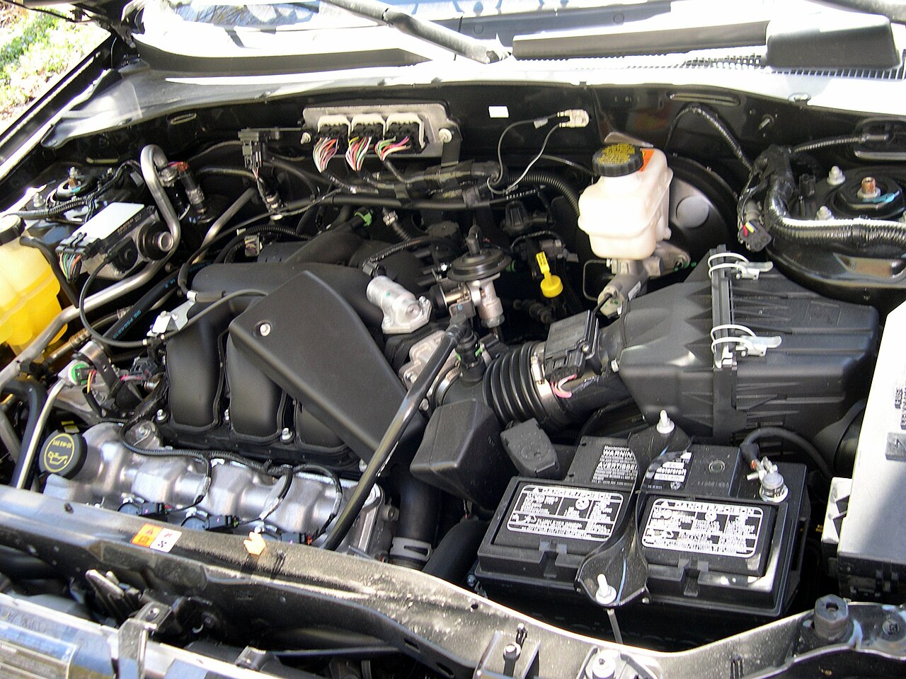 Ford Duratec 30 3.0 V6 photograph