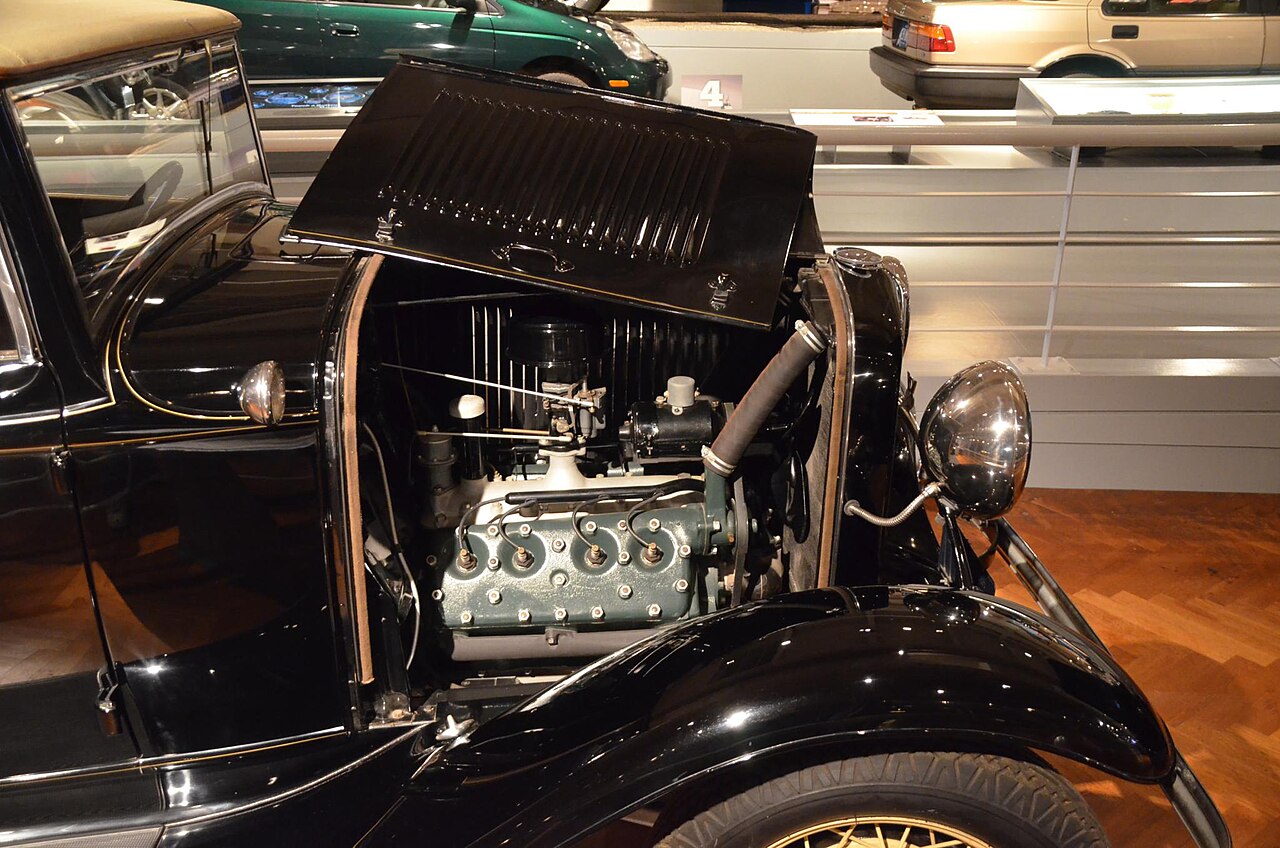 Ford Flathead V8 photograph