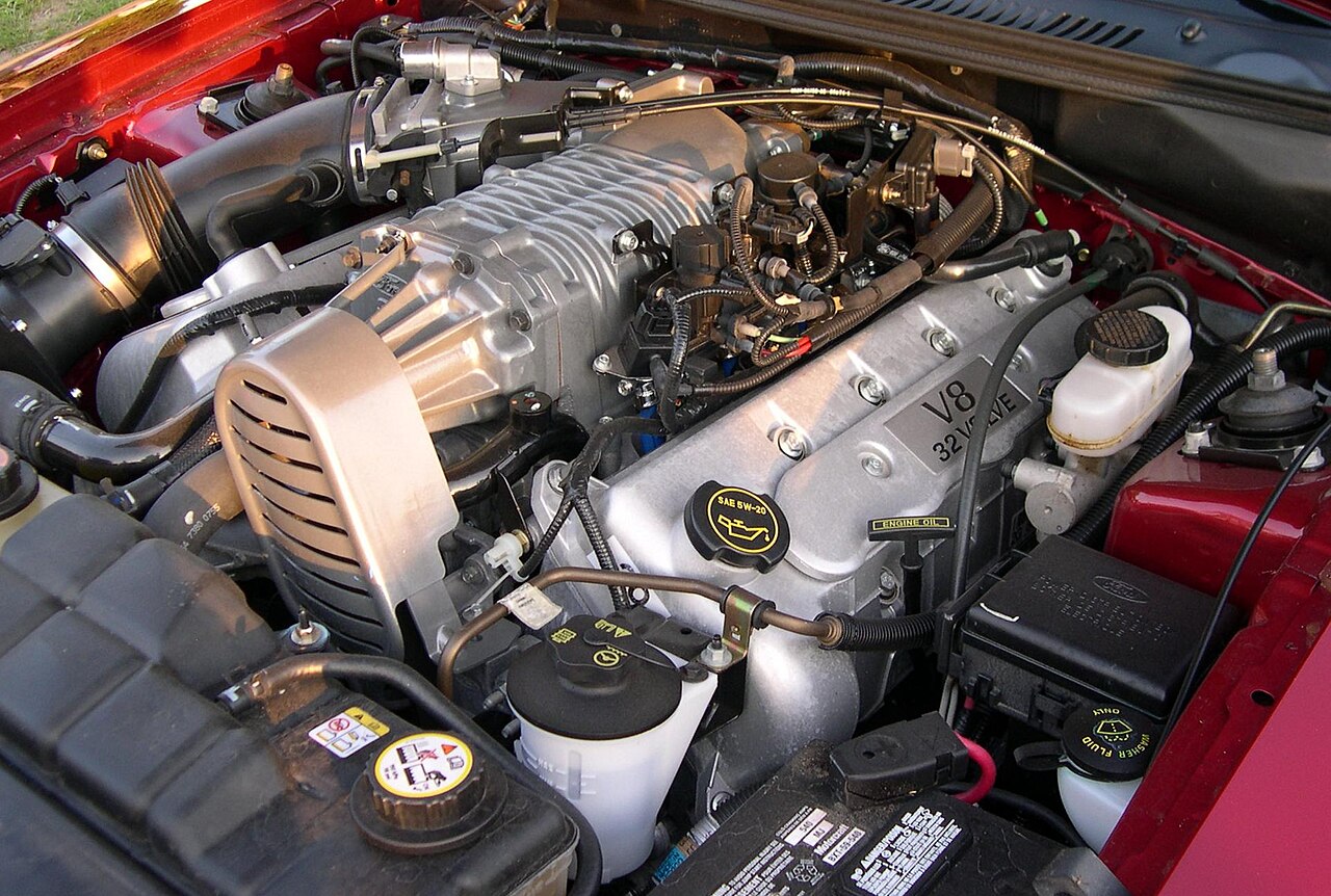 Ford 4.6 supercharged Cobra V8 photograph
