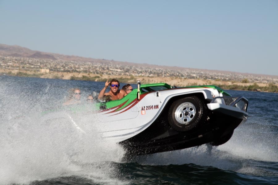 WaterCar Panther photograph