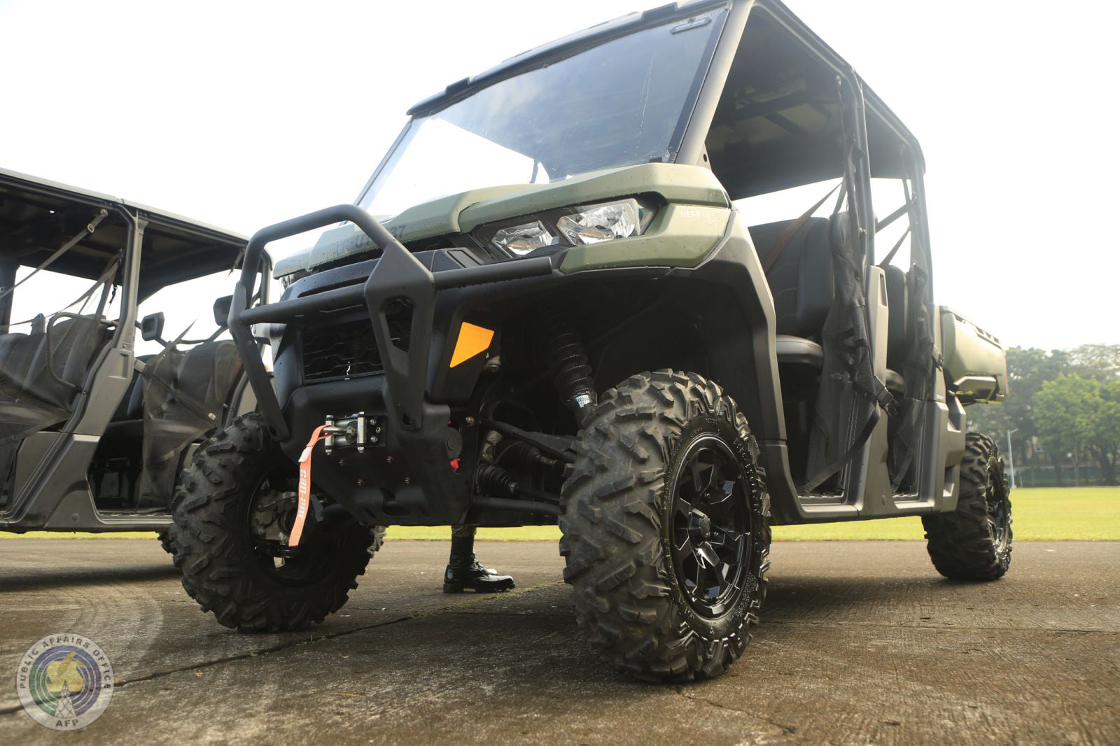 Can-Am Defender MAX XT HD10 with a two-row crew cabin