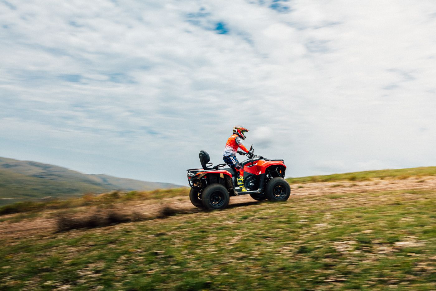 Can-Am Outlander MAX quad on an outdoor trail