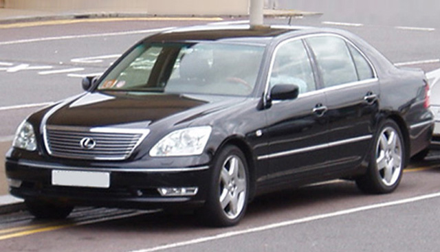 2005 Lexus LS 430 sedan